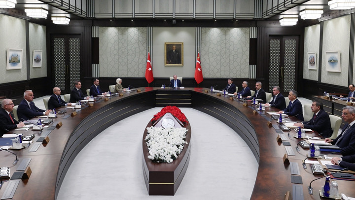 Cumhurbaşkanlığı Kabinesi Toplandı! İşte Masadaki Başlıklar