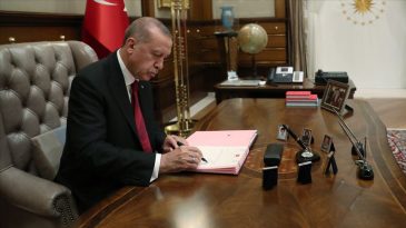 Cumhurbaşkanlığı Kararıyla 9 &Uuml;niversiteye Yeni Rekt&ouml;r Ataması Resmi Gazete'de
