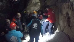 Define Ararken Girdiği T&uuml;nelde Canından Oldu