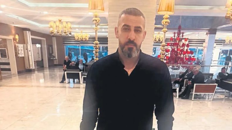 Değnekle de olsa gazeteciliğimi s&uuml;rd&uuml;receğim