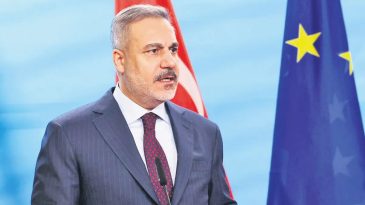 Dışişleri Bakanı Fidan, Alman Medyasına A&ccedil;ıklamalarda Bulundu: Putin Barışa Hazır