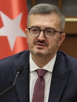 Duran'dan "Regaib Kandili" mesajı: Kardeşliğimizin g&uuml;&ccedil;lenmesine vesile olmasını diliyorum