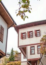 D&uuml;nya K&uuml;lt&uuml;r Mirası'nın G&ouml;zbebeği: Safranbolu Safran &Ccedil;i&ccedil;eği'ni Duyurdu!