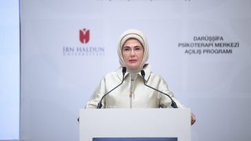 Emine Erdoğan, İH&Uuml; İPAM Dar&uuml;şşifa Psikoterapi Merkezi'nin a&ccedil;ılışına katıldı