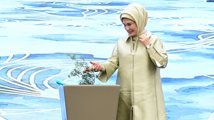 Emine Erdoğan'dan Artsın Eksilmesin Dönüşüm Pazarına Dair Açıklama