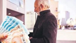 En D&uuml;ş&uuml;k Emekli Maaşı İ&ccedil;in D&uuml;ğmeye Basılıyor