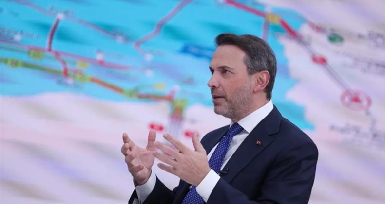 Enerji ve Tabii Kaynaklar Bakanı Alparslan Bayraktar, Pakistan&rsquo;da