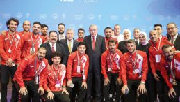 Engelsiz T&uuml;rkiye'de İkinci Plan Yolda