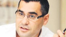 Enver Aysever G&ouml;zaltına Alındı