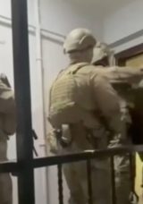 Esenyurt&rsquo;ta Kaldırıma Bırakılan El Bombasının Failleri Yakalandı!