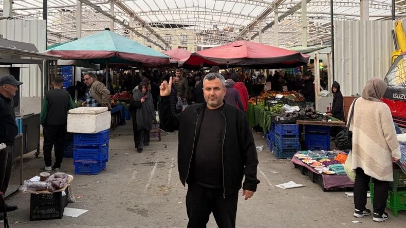 Esnaf, &Ccedil;atı İhmaline Tepki G&ouml;sterdi