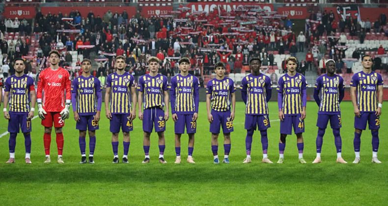 Ey&uuml;pspor'un S&uuml;per Lig'deki İlk Yarısı Değerlendirildi