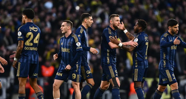 Fenerbah&ccedil;e, Ey&uuml;pspor Deplasmanında Hatasız Ge&ccedil;ti! Ma&ccedil; Fazlasıyla Zirvede…