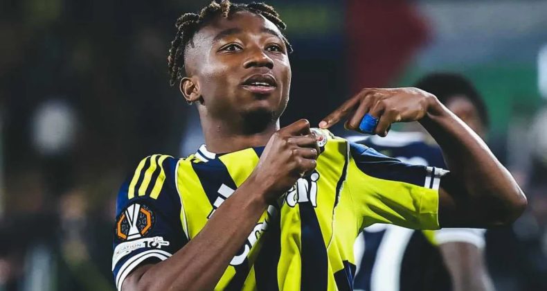Fenerbahçe'de Dorgeles Nene, Rahat Ettiği Pozisyonu Açıkladı!