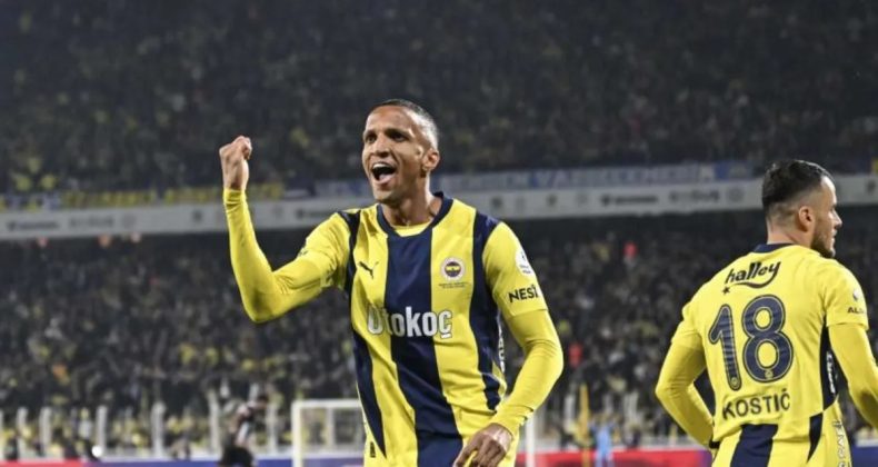 Fenerbah&ccedil;e'de Rodrigo Becao İ&ccedil;in Hesap Zamanı!