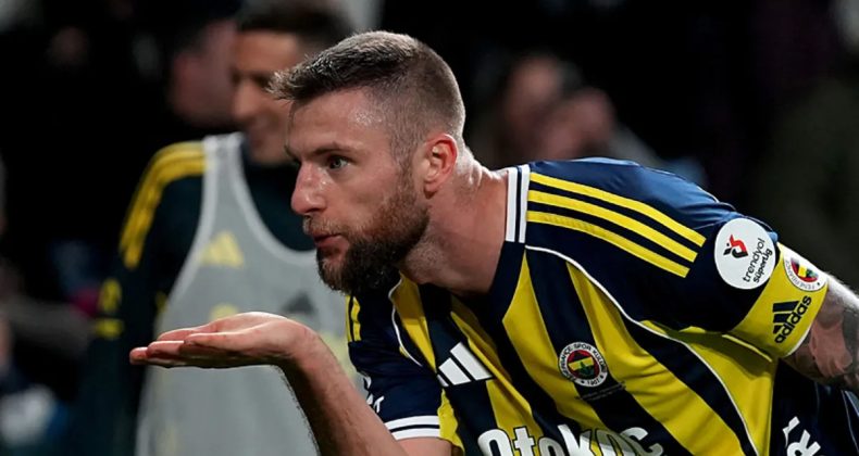 Fenerbah&ccedil;e'nin En İstikrarlı Oyuncusu: Milan Skriniar