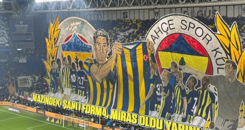 Fenerbah&ccedil;eli Taraftarların Derbiye &Ouml;zel Koreografi G&ouml;sterisi