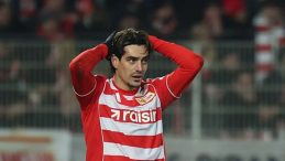 Fenerbahçe’de Sol Stoper İçin Sürpriz Gelişme! Devin Özek Harekete Geçti