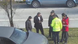 Fenomen Şırdancı Yayaya &Ccedil;arptı: Kadının Kolunda ve Bacağında Kırık Tespit Edildi!