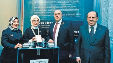 Filistin'i Savunmak, İnsanlığı Savunmaktır