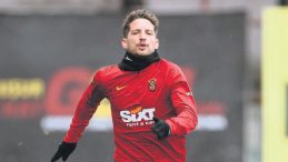 Galatasaray, 10 Numara Arayışında