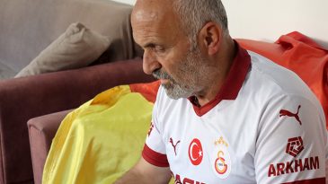 Galatasaray Taraftarının İlgin&ccedil; Evi! Ge&ccedil;enler Fotoğraf &Ccedil;ekiyor