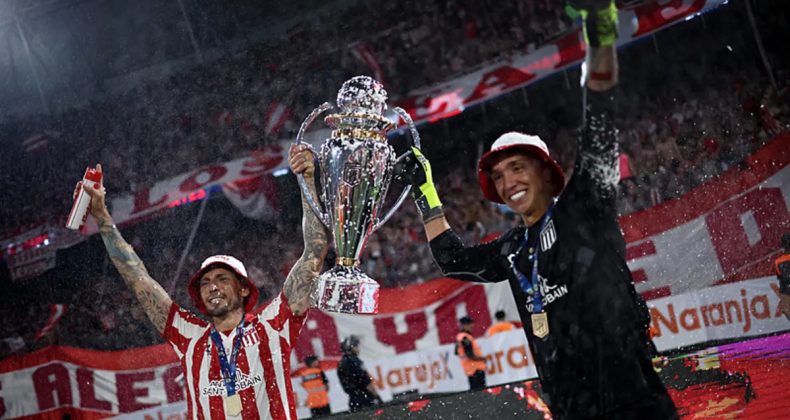 Galatasaray&rsquo;dan Fernando Muslera&rsquo;ya Tebrik Mesajı!