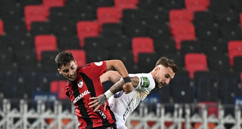 Gaziantep FK'de Futbolcu Tayyip Talha Sanuç Ameliyat Oldu
