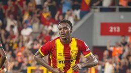 G&ouml;ztepe'de Arda ve Dennis'in Yıldız Hale Gelmesi