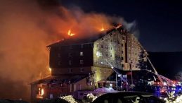 Grand Kartal Otel&rsquo;de Yangın: Bakanlık Personeli G&uuml;venlik İ&ccedil;in Sorun G&ouml;rmedi