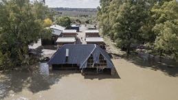 G&uuml;ney Afrika&rsquo;da Sel Felaketi: Durban'daki Can Kaybı 4&rsquo;e Y&uuml;kseldi