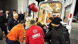 Hasan Dağı'nda Mahsur Kalan 2 &Ouml;ğrenci Helikopterle Kurtarıldı