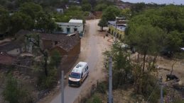 Hindistan&rsquo;da Feci Kaza: Yolcu Otob&uuml;s&uuml; Yangında Alev Alev Yandı