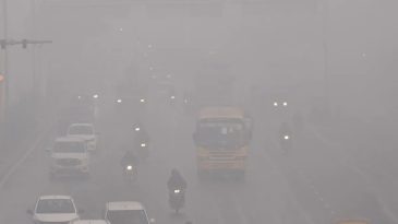Hindistan&rsquo;da Hava Kirliliği U&ccedil;uşları Olumsuz Etkiledi