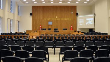 H&uuml;seyin Kocabıyık&rsquo;a 2 Yıl 5 Ay Hapis Cezası Verildi