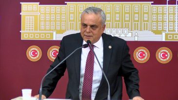 İhra&ccedil; talebi ile Parti Meclisine sevk edilince partisinden istifa etmişti! Milletvekili &Ccedil;akır'dan CHP'ye zehir zemberek s&ouml;zler