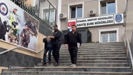 İnternetten Satmak İsterken Ofiste Dolandırıldı! 1 Milyon 700 Bin Liralık Saat Duvarı Delip &Ccedil;alındı