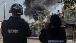 İsrail Gazze'ye Yönelik Saldırısında Filistinli Gazeteci Hayatını Kaybetti