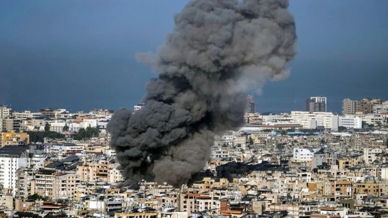 İsrail'in Güney Lübnan'a Yönelik Topçu Saldırıları