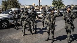 İsrail'den Skandal "David T&uuml;meni" Planı: 10 Bin Yedek Askeri Evlerinde de Silahlandıracak