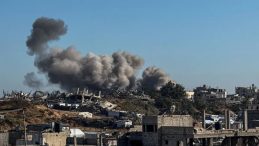 İsrail&rsquo;in SİHA ile d&uuml;zenlediği saldırılarda 3 Filistinli yaralandı