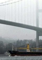 İstanbul Boğazında Gemi Trafiğine Sis Engeli