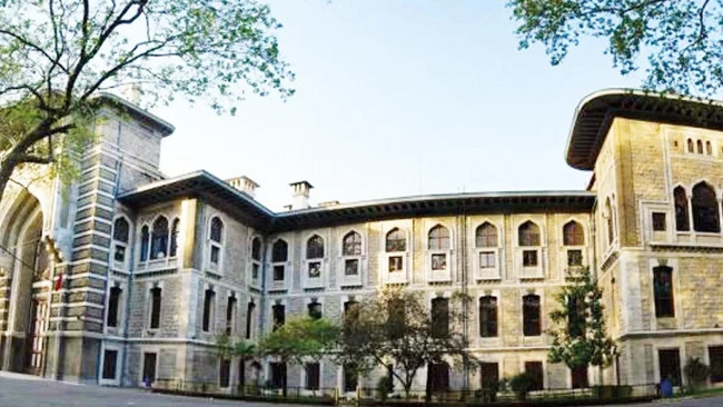 İstanbul Erkek Lisesi'ndeki Olayla İlgili Yeni Gelişmeler: 20 &Ouml;ğrenciye Disiplin Cezası Uygulandı