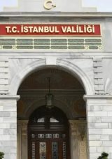 İstanbul Valiliği, Fatih'teki D&uuml;zensiz G&ouml;&ccedil;men Yoğunluğu İddialarını Reddetti!