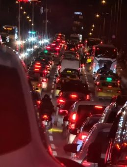İstanbul'da Akşam Trafiği İ&ccedil;in Zorlu Saatler! Yoğunluk Y&uuml;zde 89'a Ulaştı