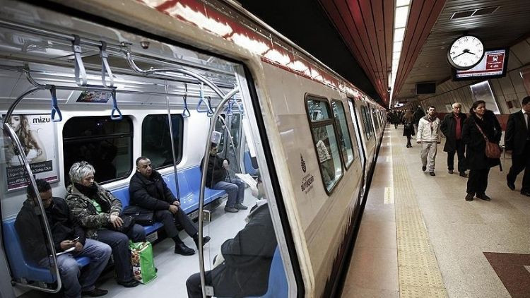 İstanbul'da en yoğun metro hattında aksama