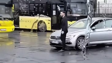 Kağıthane'de Otob&uuml;s Durağında Havaya Ateş A&ccedil;an Ş&uuml;pheli G&ouml;zaltında