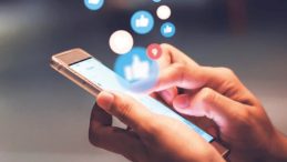 Karşı Cinsin Fotoğrafını Beğenmek Boşanma Sebebi