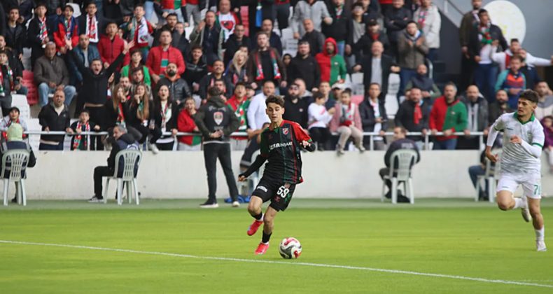 Karşıyaka ve Trabzonspor, Adem Yeşilyurt Transferi İçin Görüşmelere Başlıyor