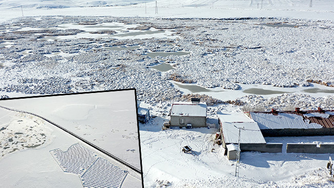 Kentte hava sıcaklığı sıfırın altında 9 dereceye düştü: Göçmen kuşların rotası olan göl dondu, evler beyaz örtüyle kaplandı